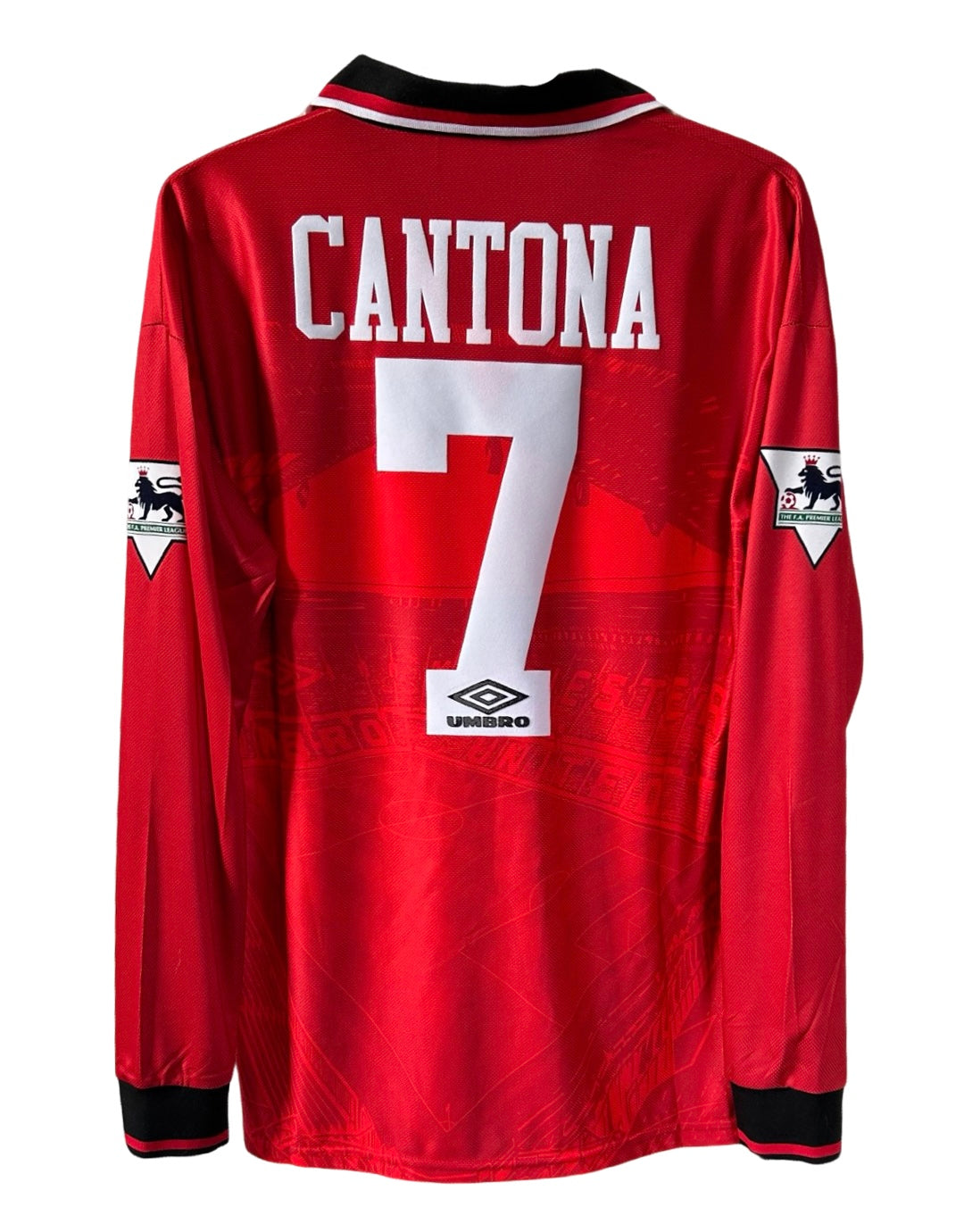 Manchester United 1996 - 1997 Home football Umbro Long sleeve Jersey #7  Cantona