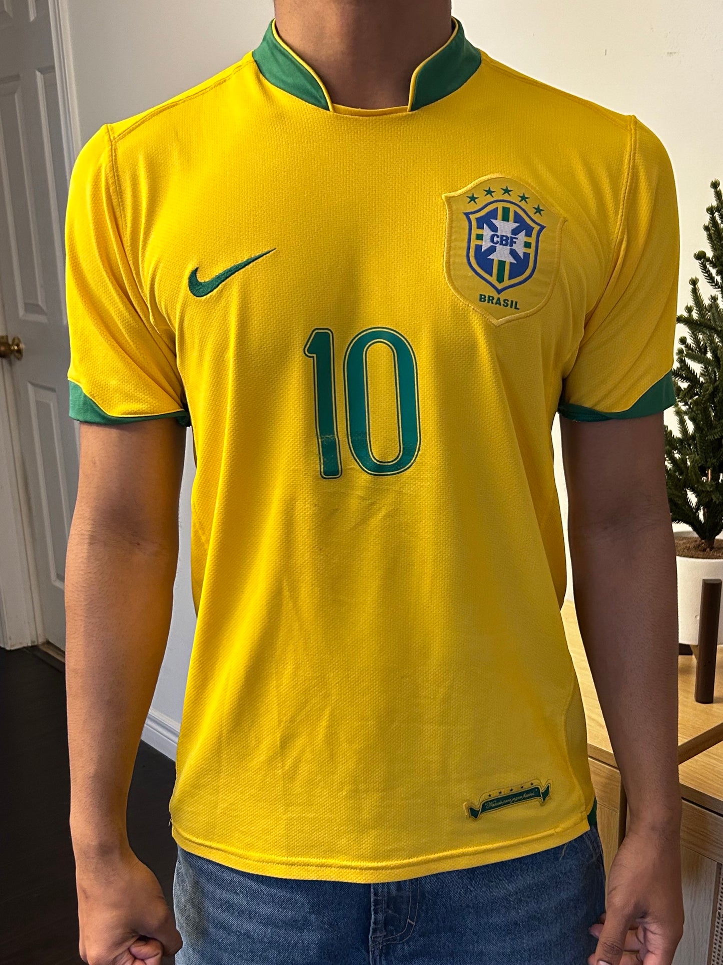 Brazil Sẽleçao 2006 Home Shirt, #10 Ronaldinho - M