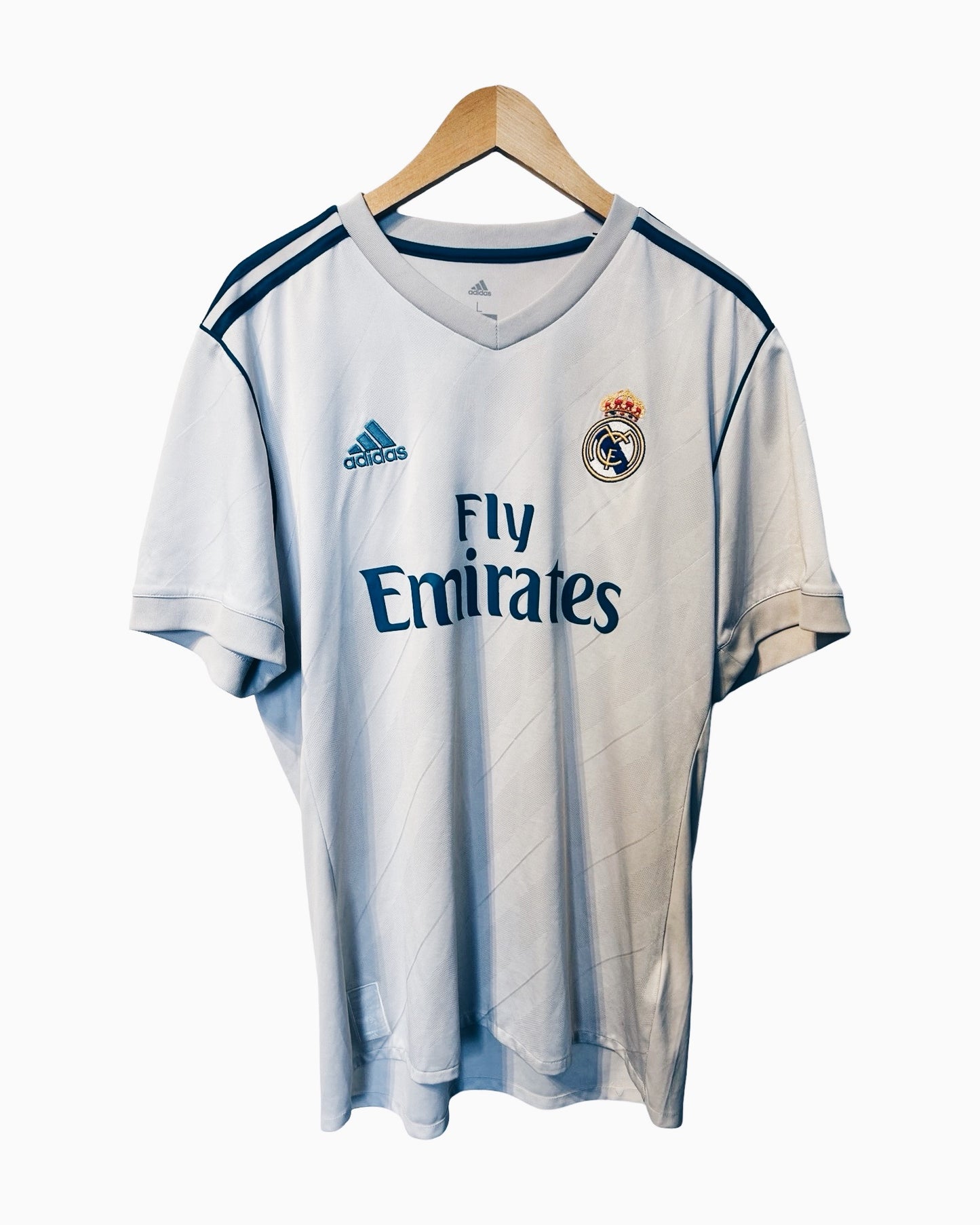 Real Madrid 2017-18 Home Shirt, #7 Cristiano Ronaldo - L