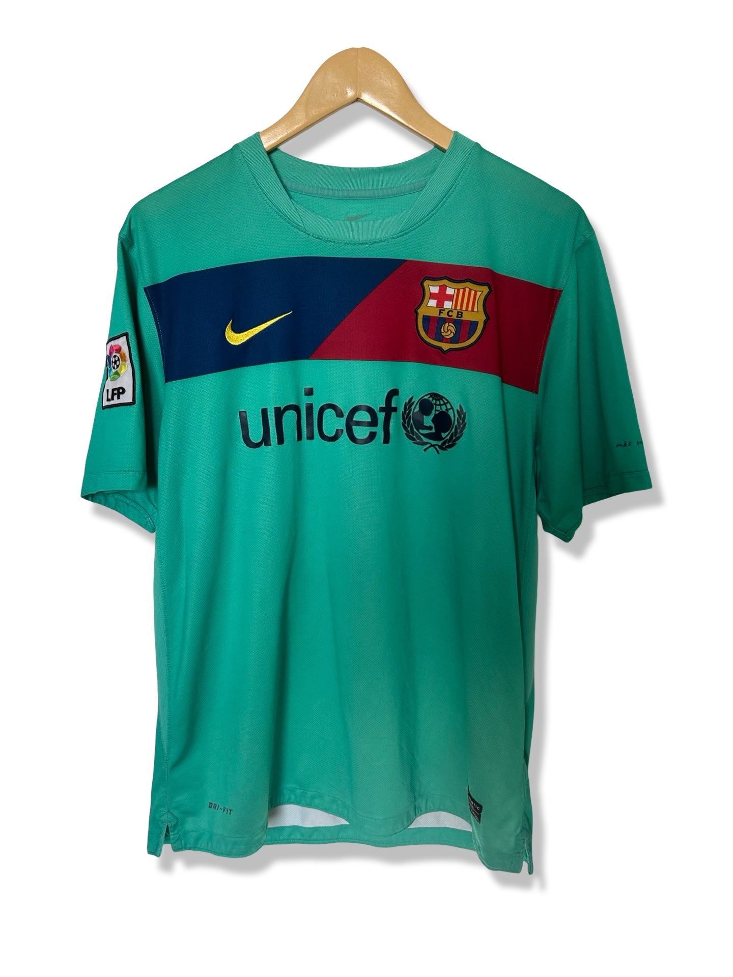 FC Barcelona 2010-11 Away Shirt, #10 Lionel Messi - L