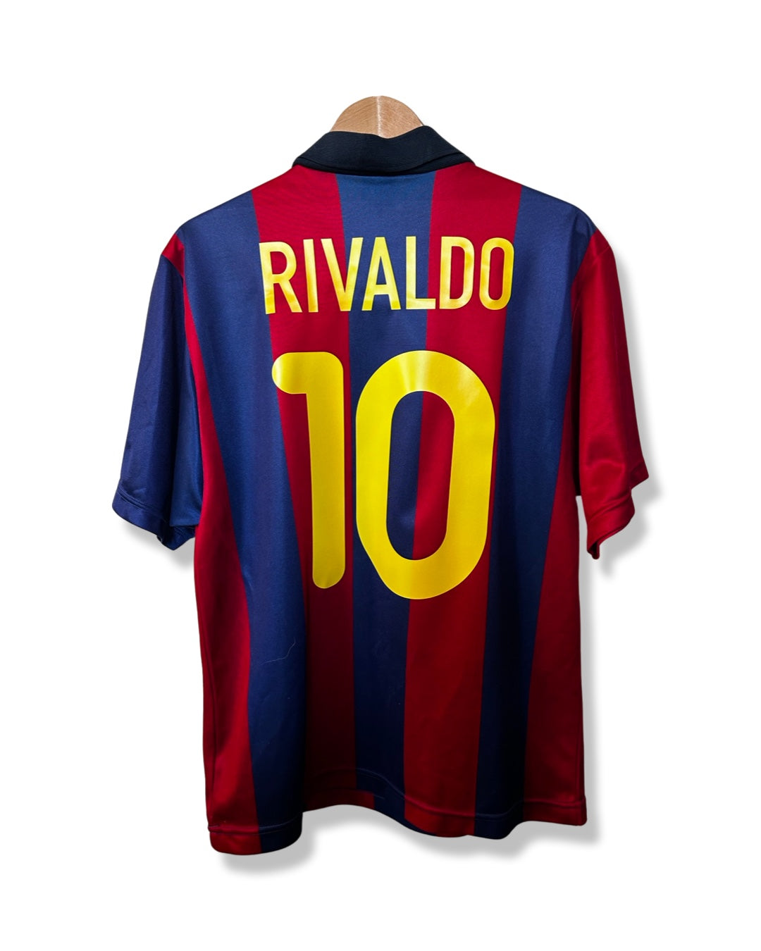 FC Barcelona 2001-02 Home Shirt, #10 Rivaldo - M