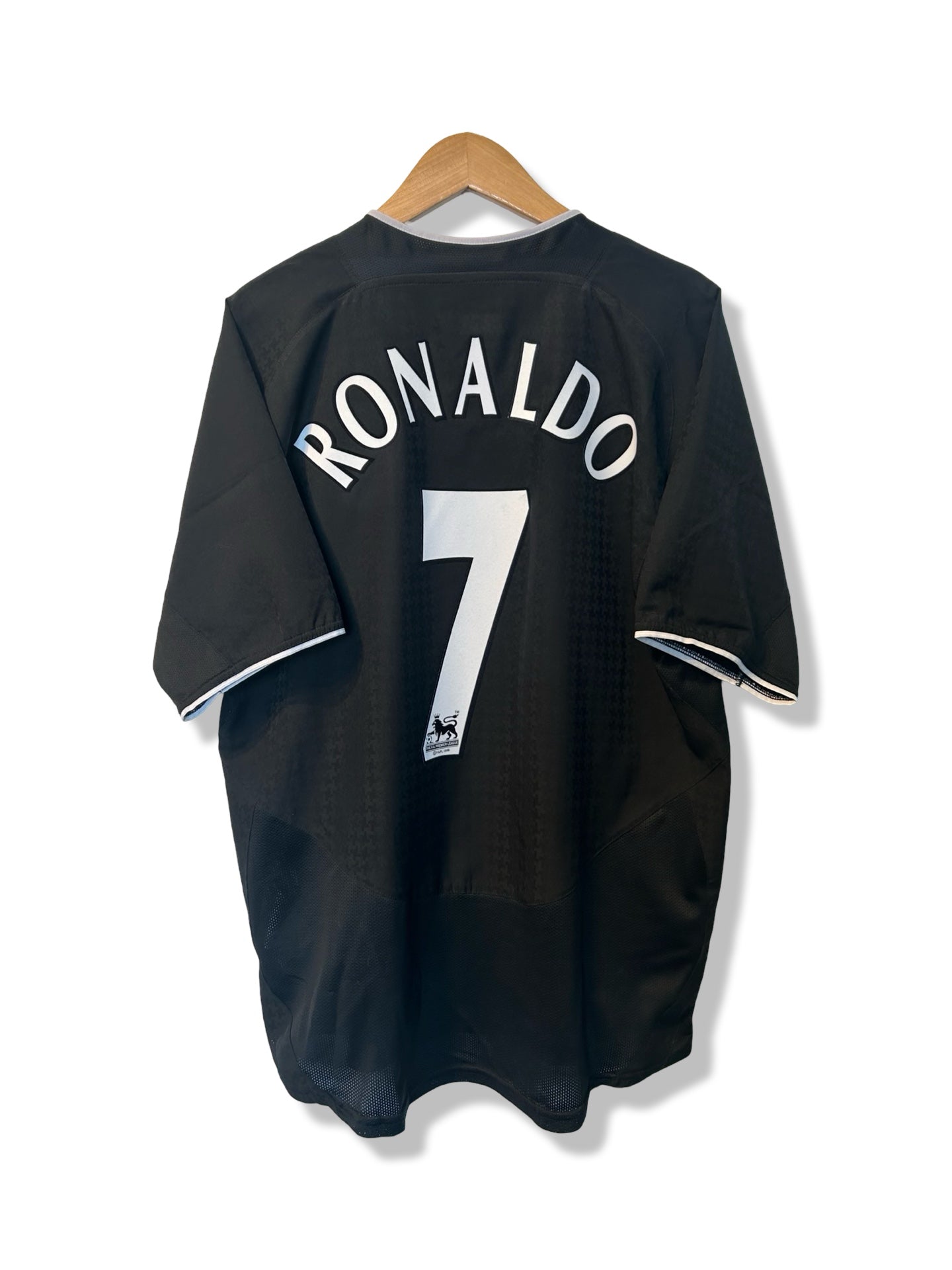 Manchester United 2004-05 Away Shirt, #7 Cristiano Ronaldo - L