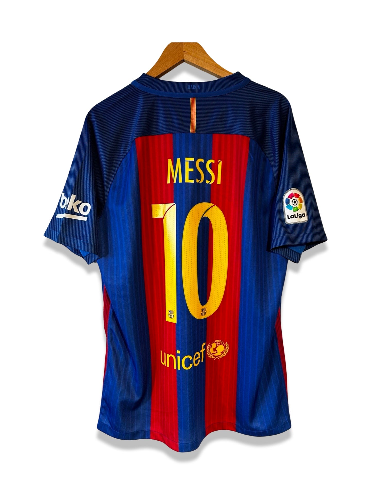 FC Barcelona 2016-17 Home Shirt, #10 Lionel Messi - L