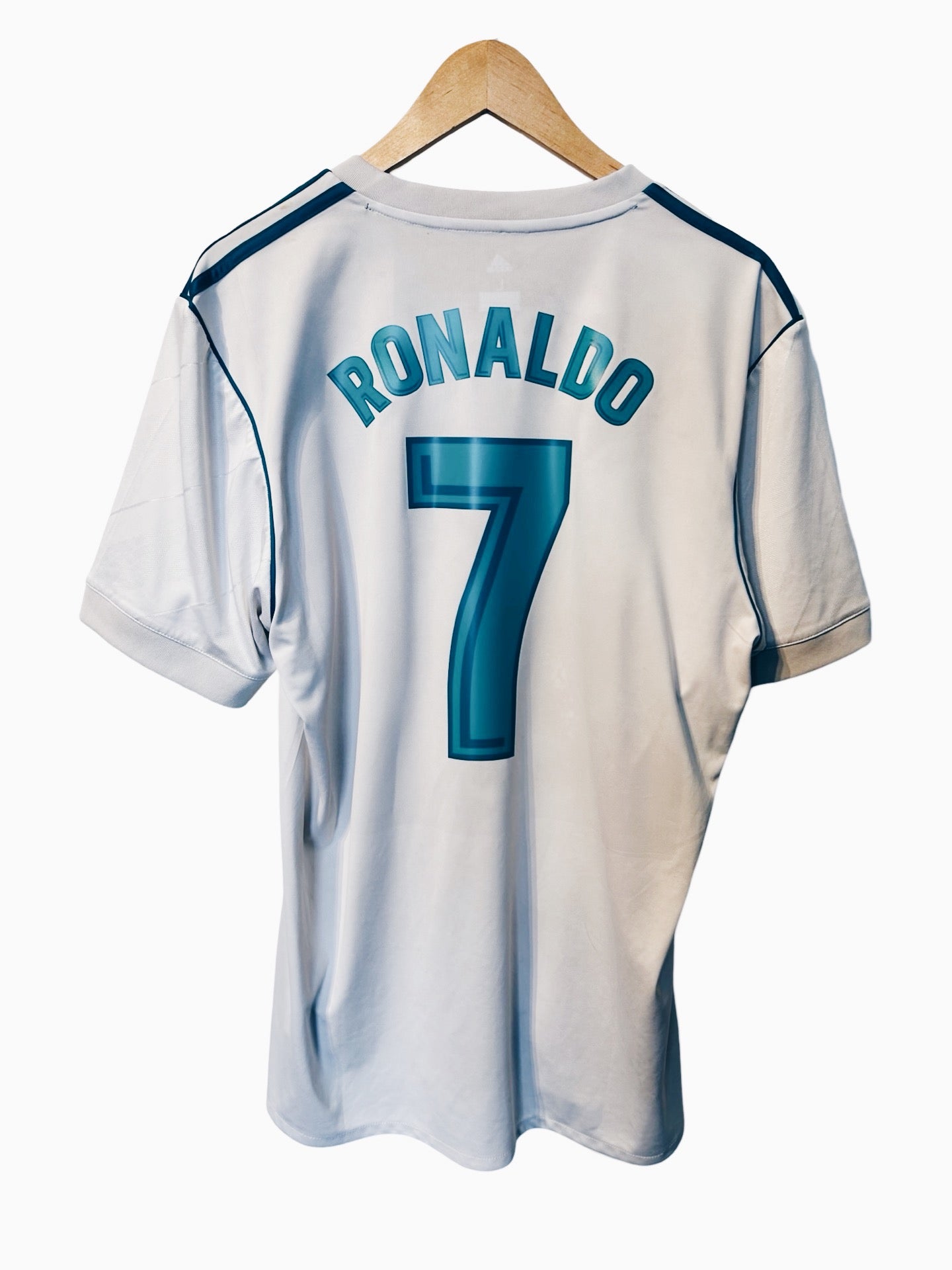 Real Madrid 2017-18 Home Shirt, #7 Cristiano Ronaldo - L