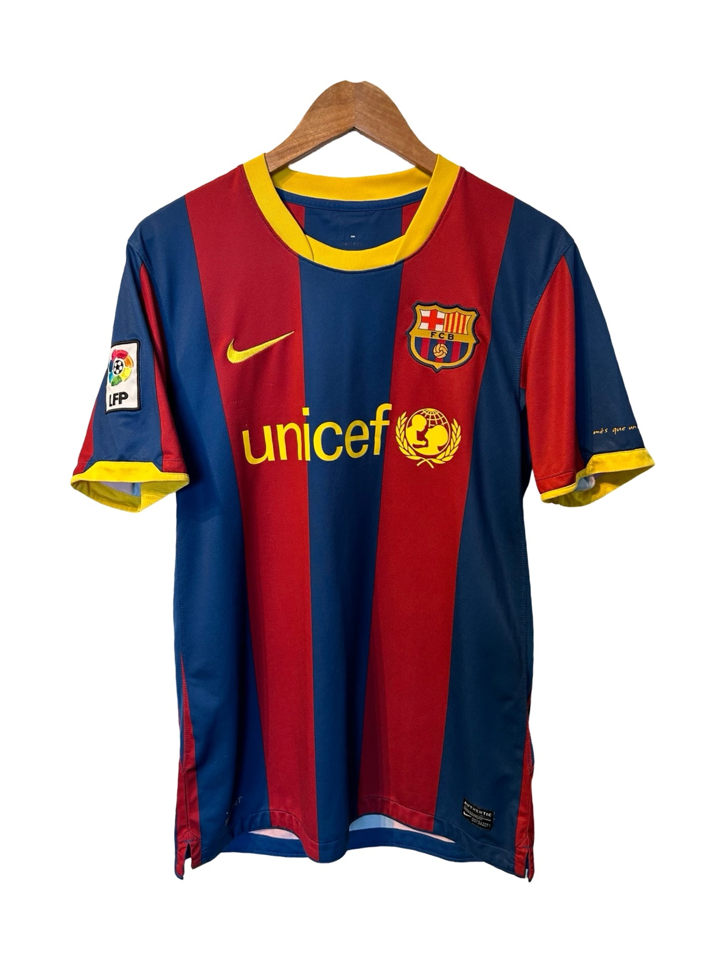 FC Barcelona 2010-11 Home Shirt, #10 Lionel Messi - M