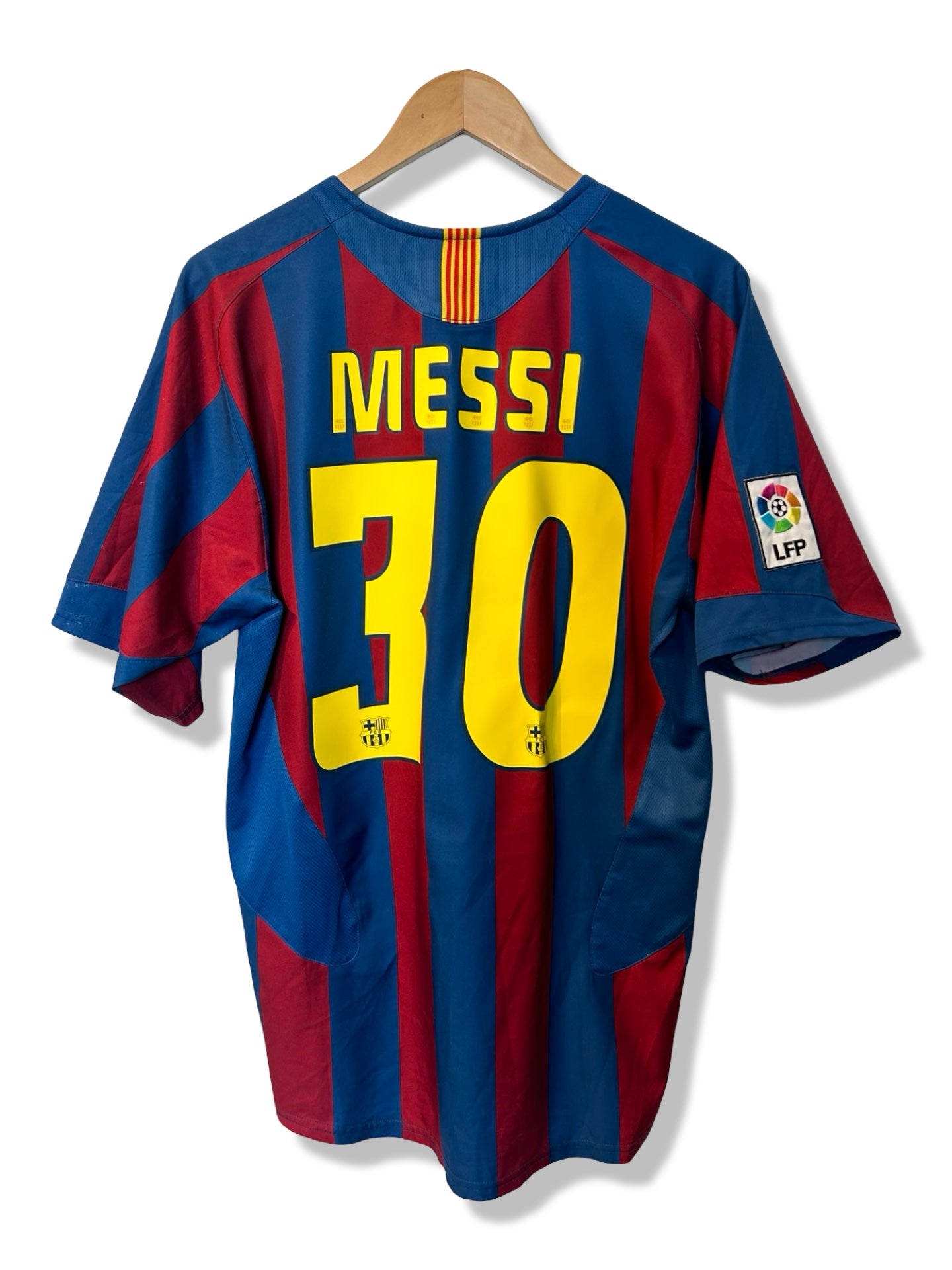 FC Barcelona 2005-06 Home Shirt, #30 Lionel Messi - M